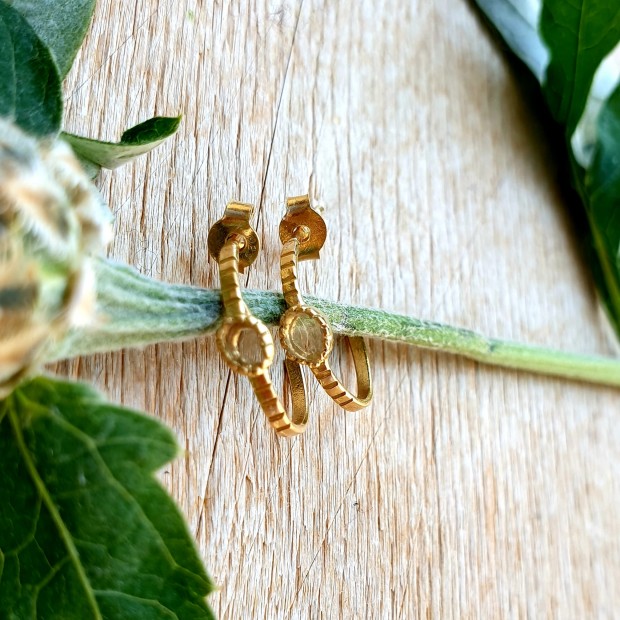 Hanka IN auskarai su deimanto plokštelėmis